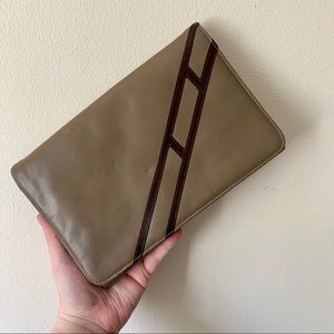 EUC *Vintage* Crouch & Fitzgerald Clutch